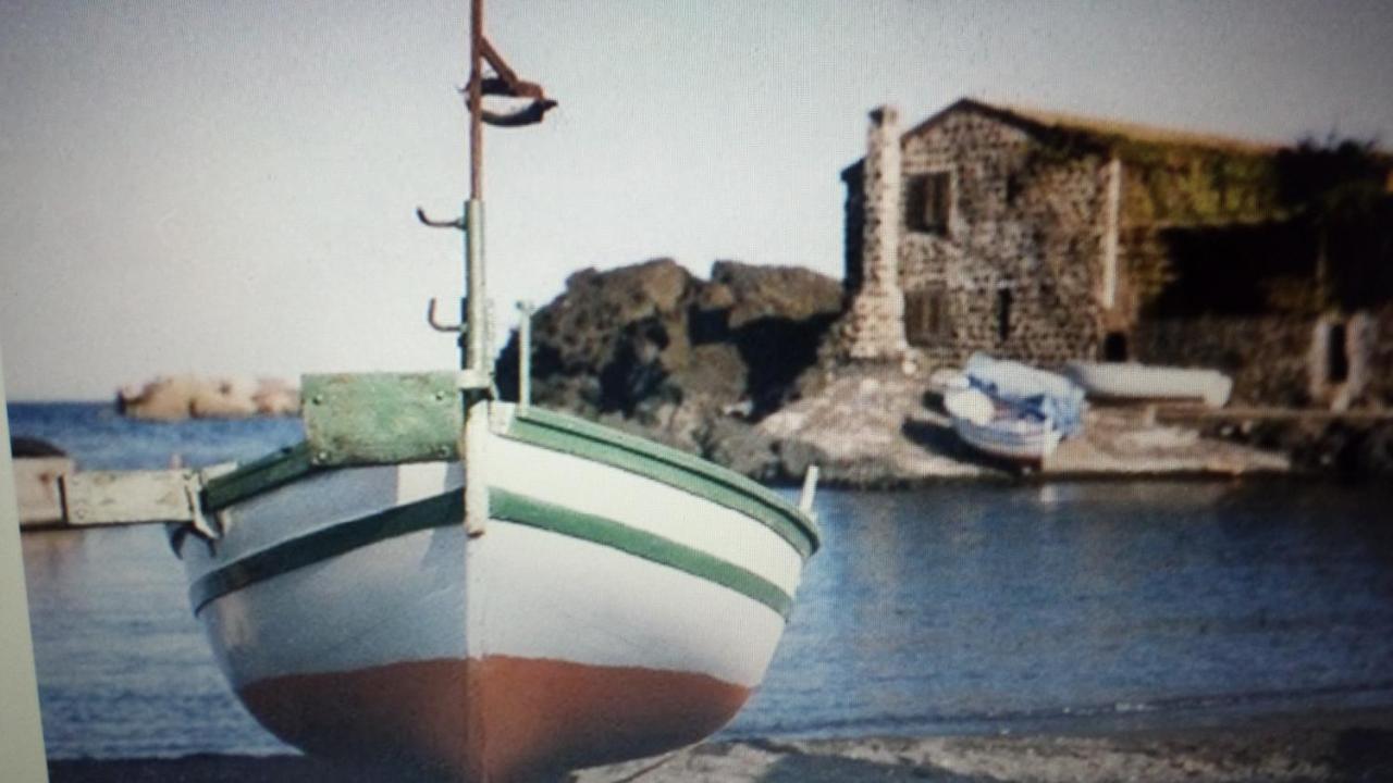 Villa Stella Del Mare Ачиреале Екстериор снимка