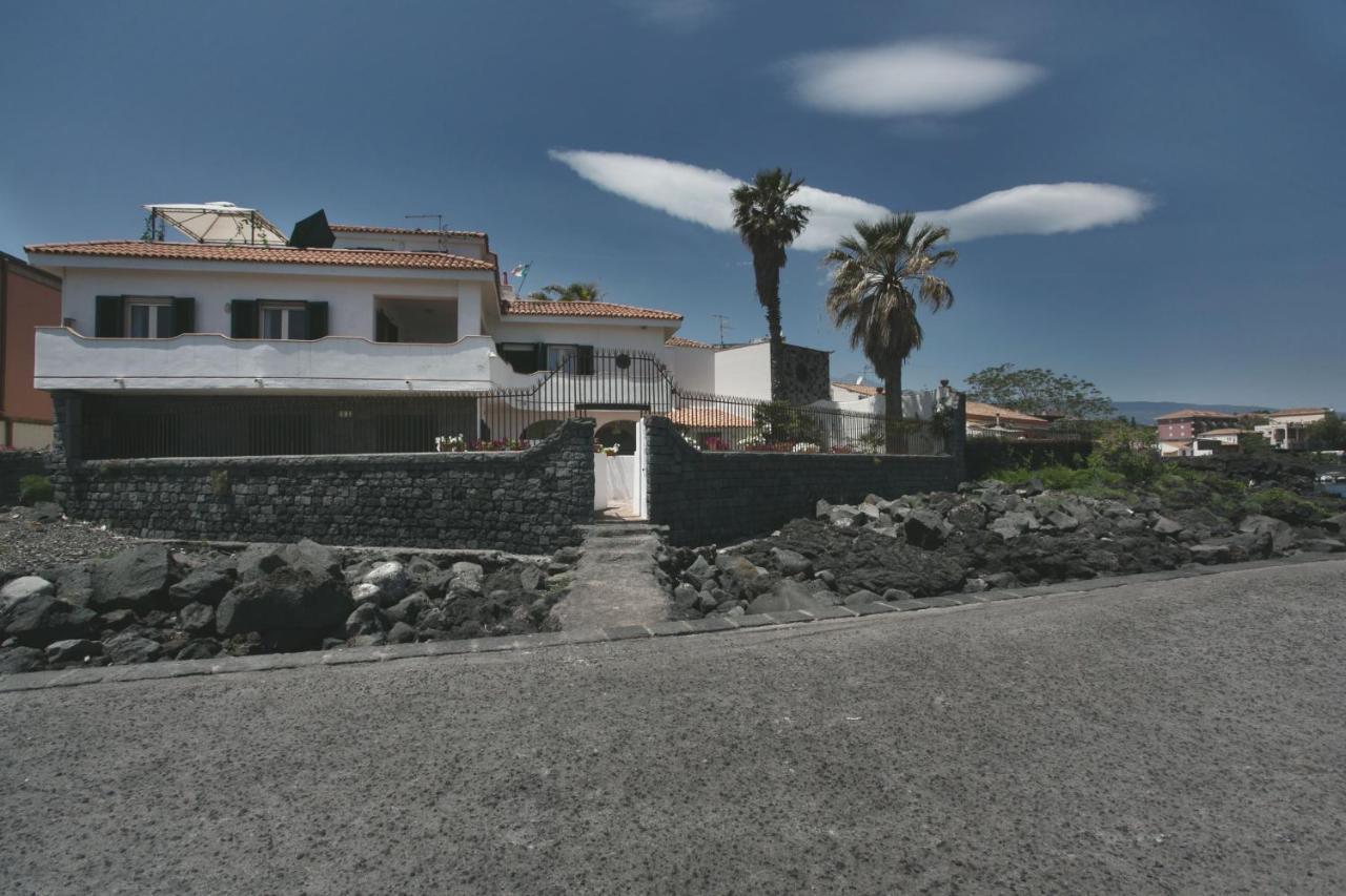 Villa Stella Del Mare Ачиреале Екстериор снимка