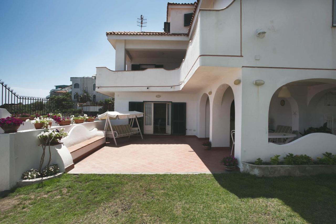 Villa Stella Del Mare Ачиреале Екстериор снимка